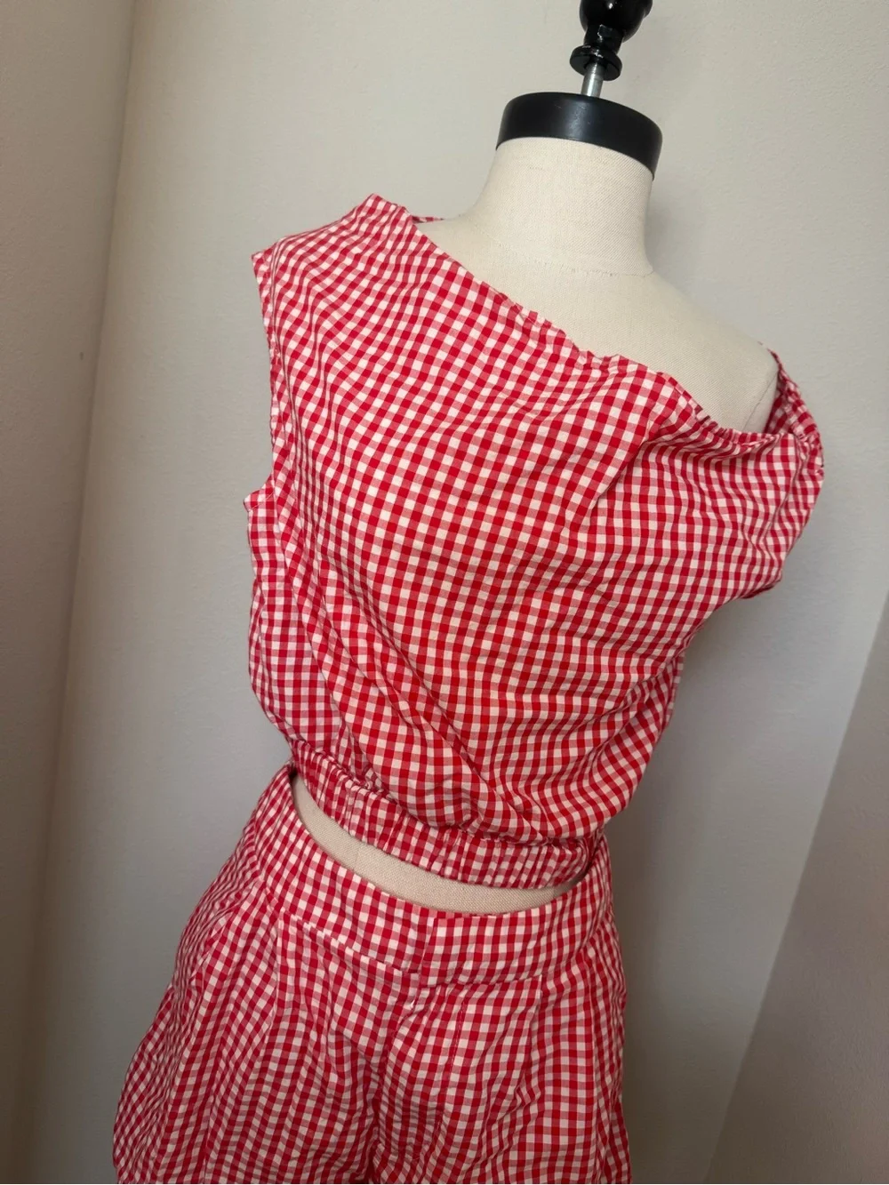 Commense classic red